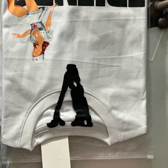 Vlone Friends Pin-Up Girl White T-Shirt - Picture 5 of 5